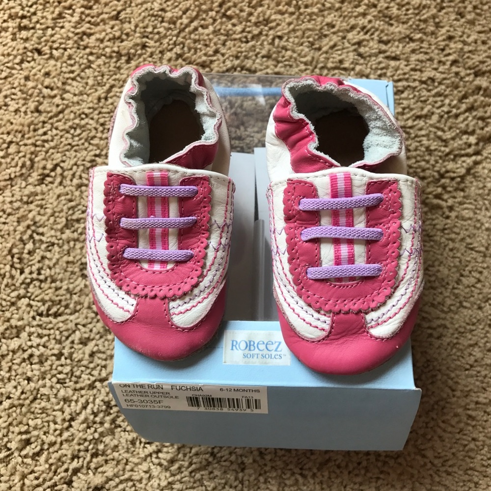 ROBEEZ sz 6-12 months