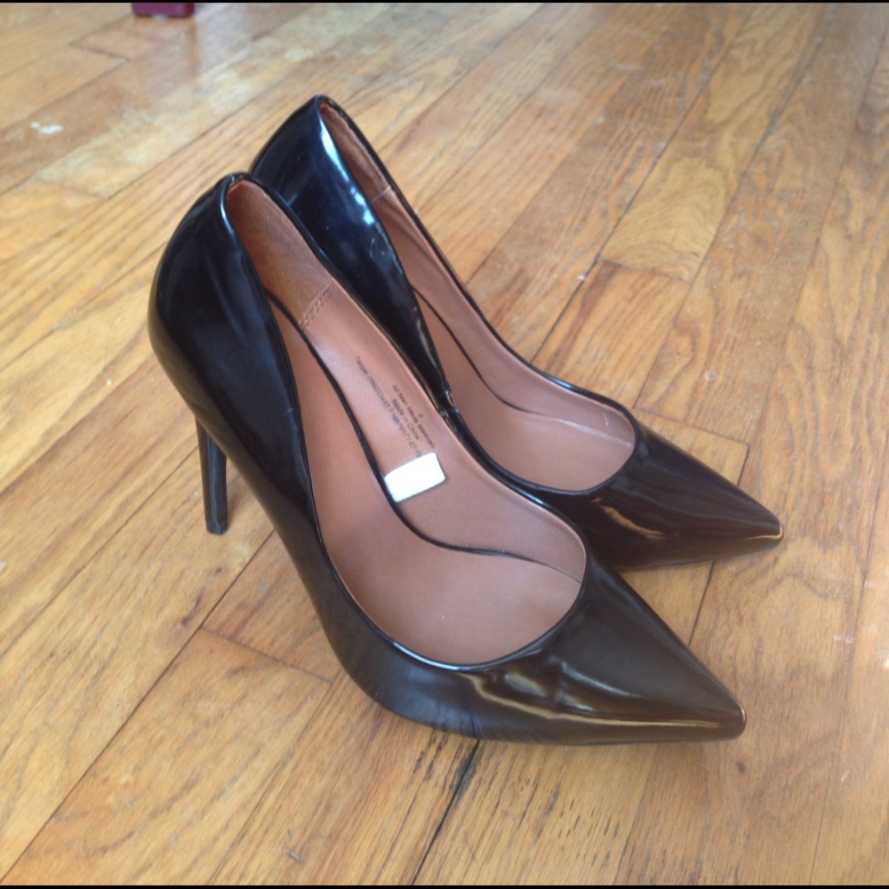 Mossimo Black Pointy Pumps Sz 9