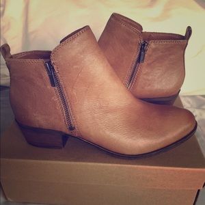 Lucky Basel Booties Leather Grout 9.5W
