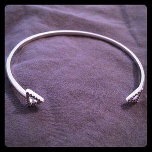 Stella & Dot Adjustable Arrowhead Bangle Bracelet