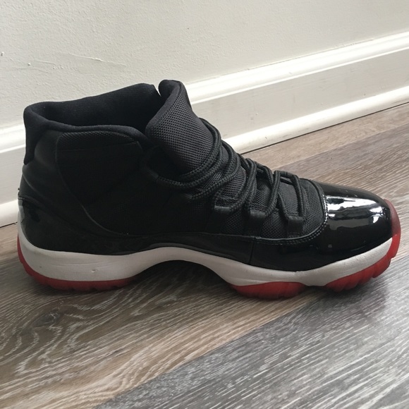 Air Jordan 11 Retro 2012 Release - size 13 - Picture 2 of 8
