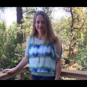 Meet your Posher, Julie