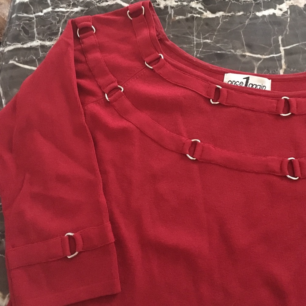 Top - Picture 2 of 2