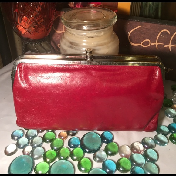 HOBO Handbags - HOBO Wallet