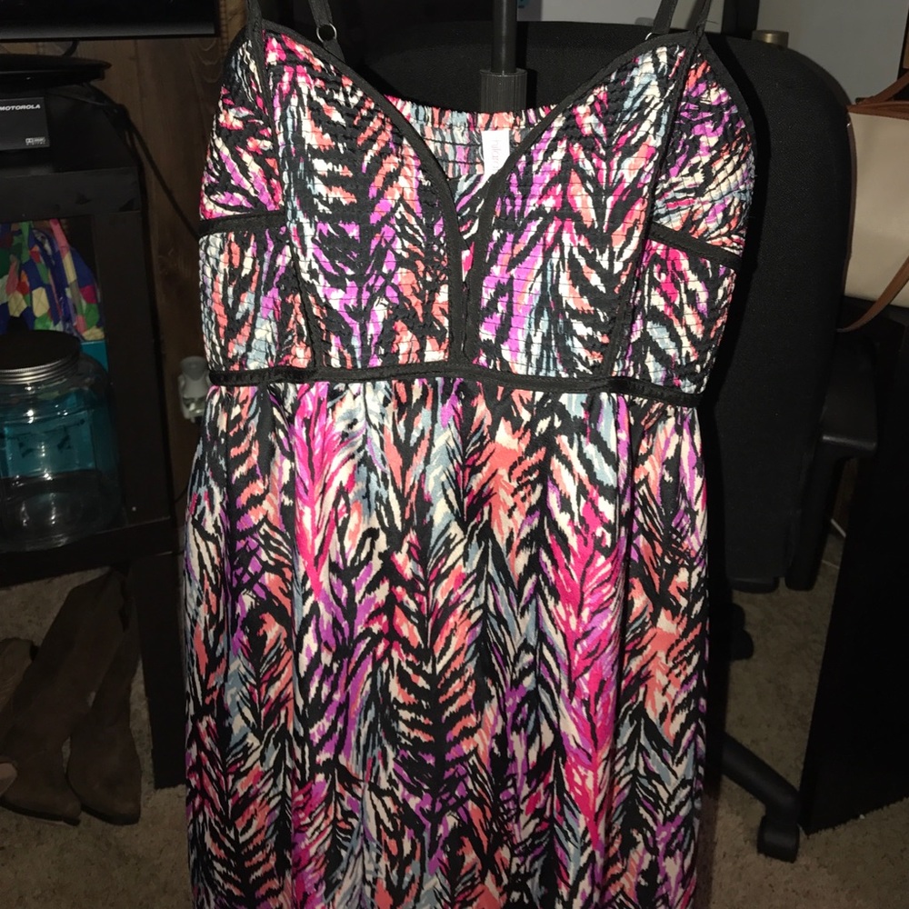 Vibrant & Light Xhilaration Dress