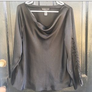 Jennifer Lloyd NWT Satiny black blouse