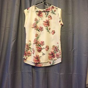 Short sleeve blouse