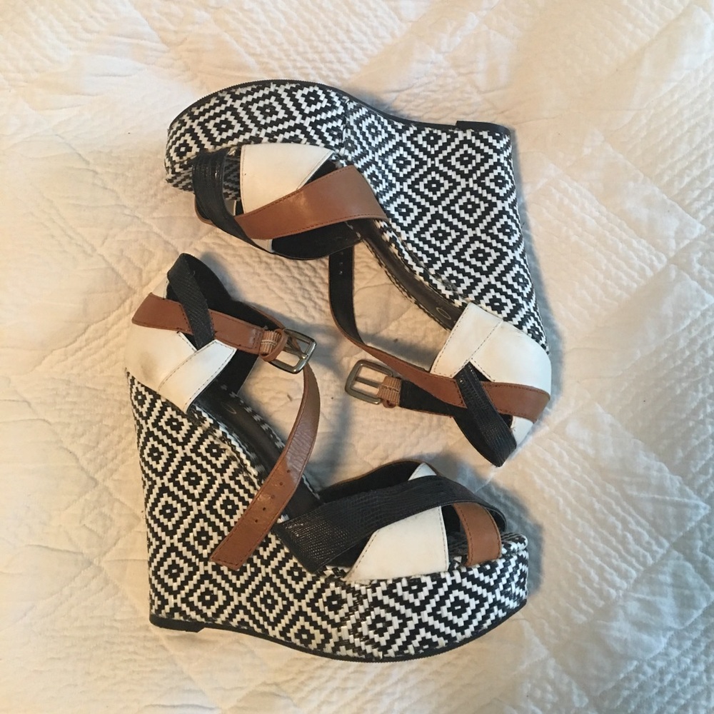 ALDO Wedges•Size 7.5•5" Heel