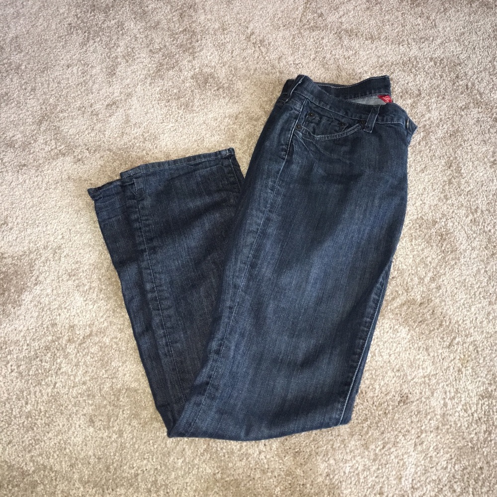 Lucky Jeans