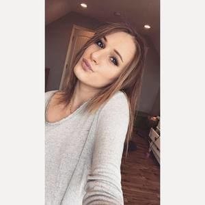 Meet your Posher, Kaitlyn