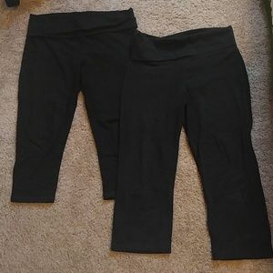 Black Mossimo Capri Yoga Pants