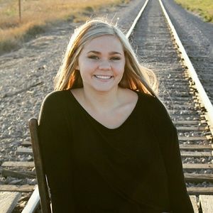 Meet your Posher, Jenna