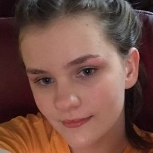 Meet your Posher, Beatrice