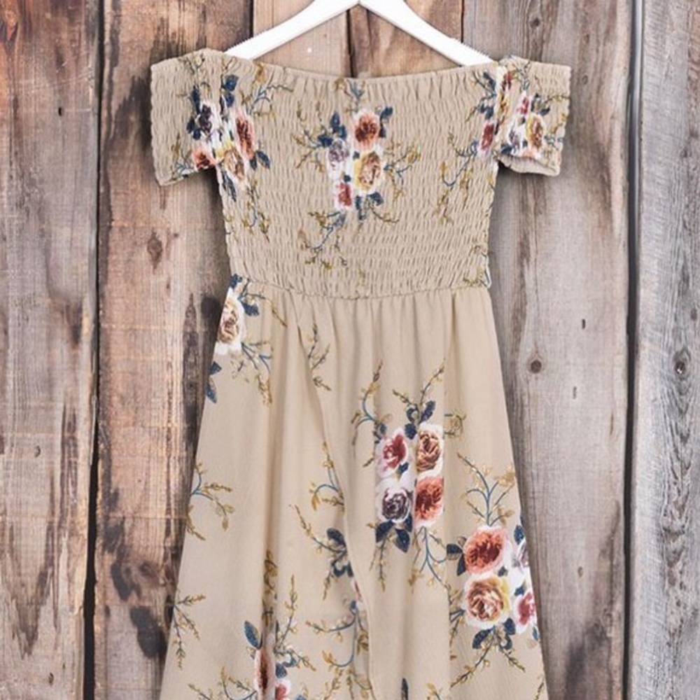 Off the Shoulder Floral Maxi Dress