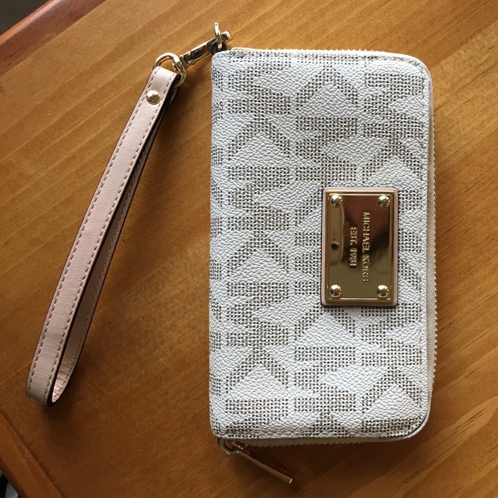 Michael Kors wallet