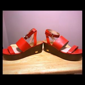 MK Allegra Platforms