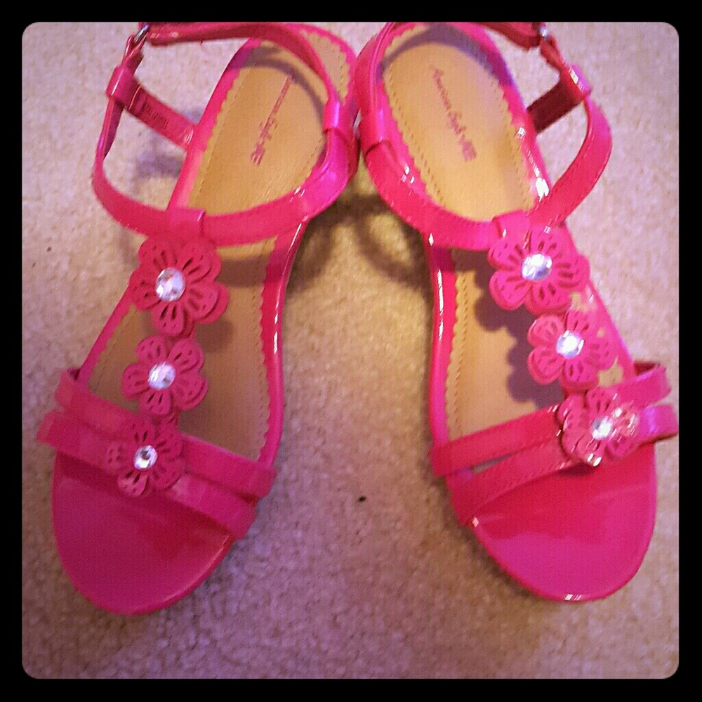 American Eagle girls