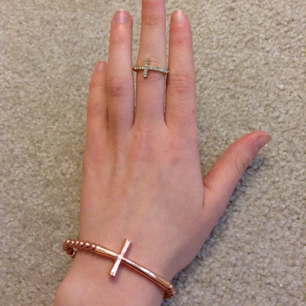 Jewelry Bundle - Picture 2 of 5