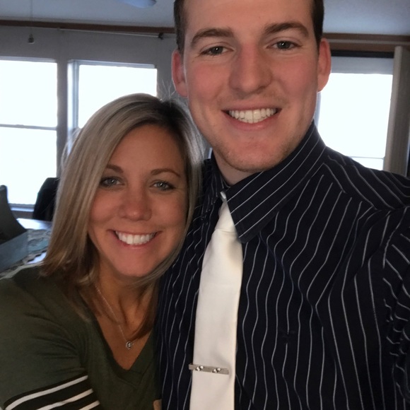 Meet your Posher, Jessica - Picture 1 of 1