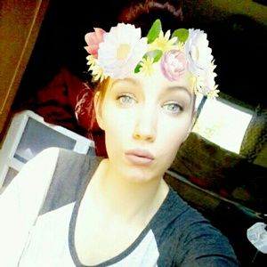 Meet your Posher, Faith