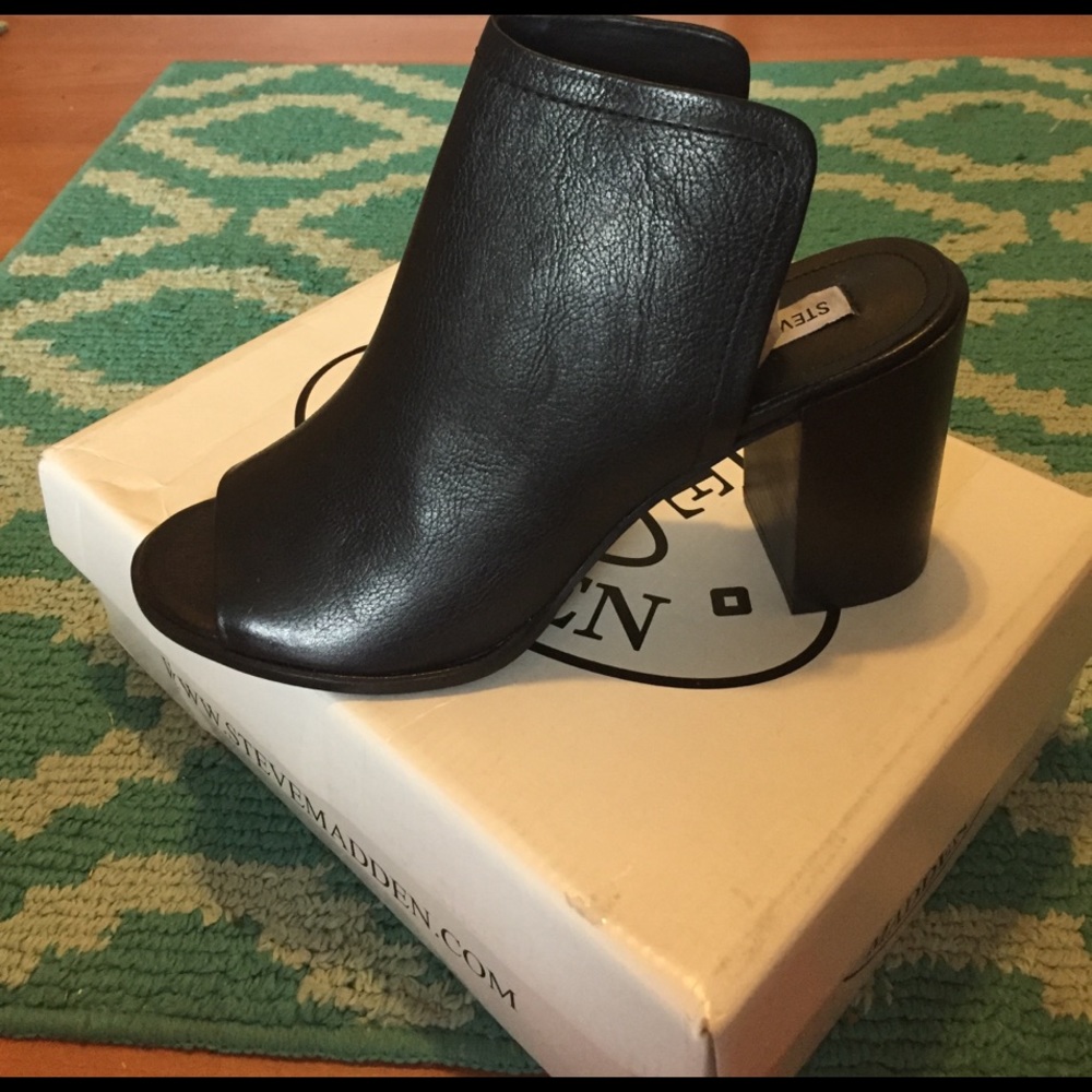 Steve Madden Nectar Mule Leather