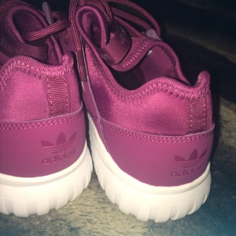 Addidas size 5 - Picture 2 of 5