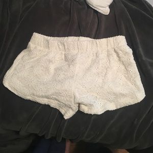 white lace shorts