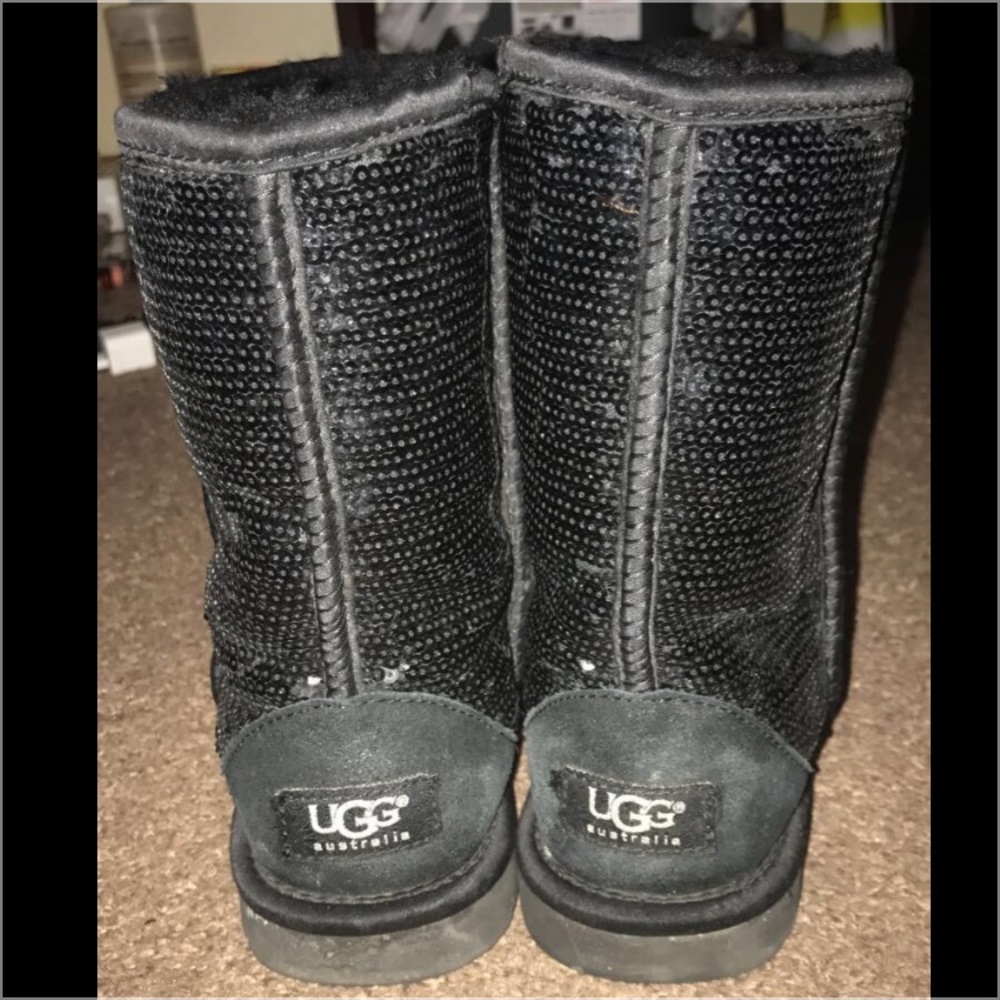 UGG boots- sequence