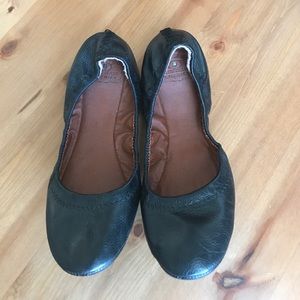 Lucky Brand 7.5 black leather flats