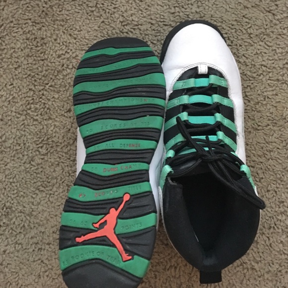 Jordan 10 "Verde" 🌱 - Picture 5 of 6