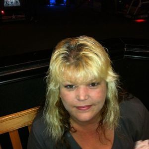 Meet your Posher, Deanna