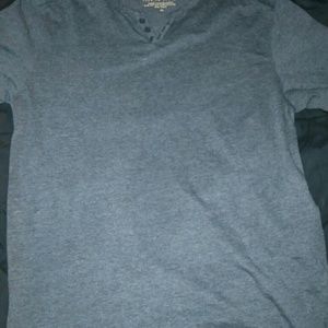 Mens tee shirt NWOT