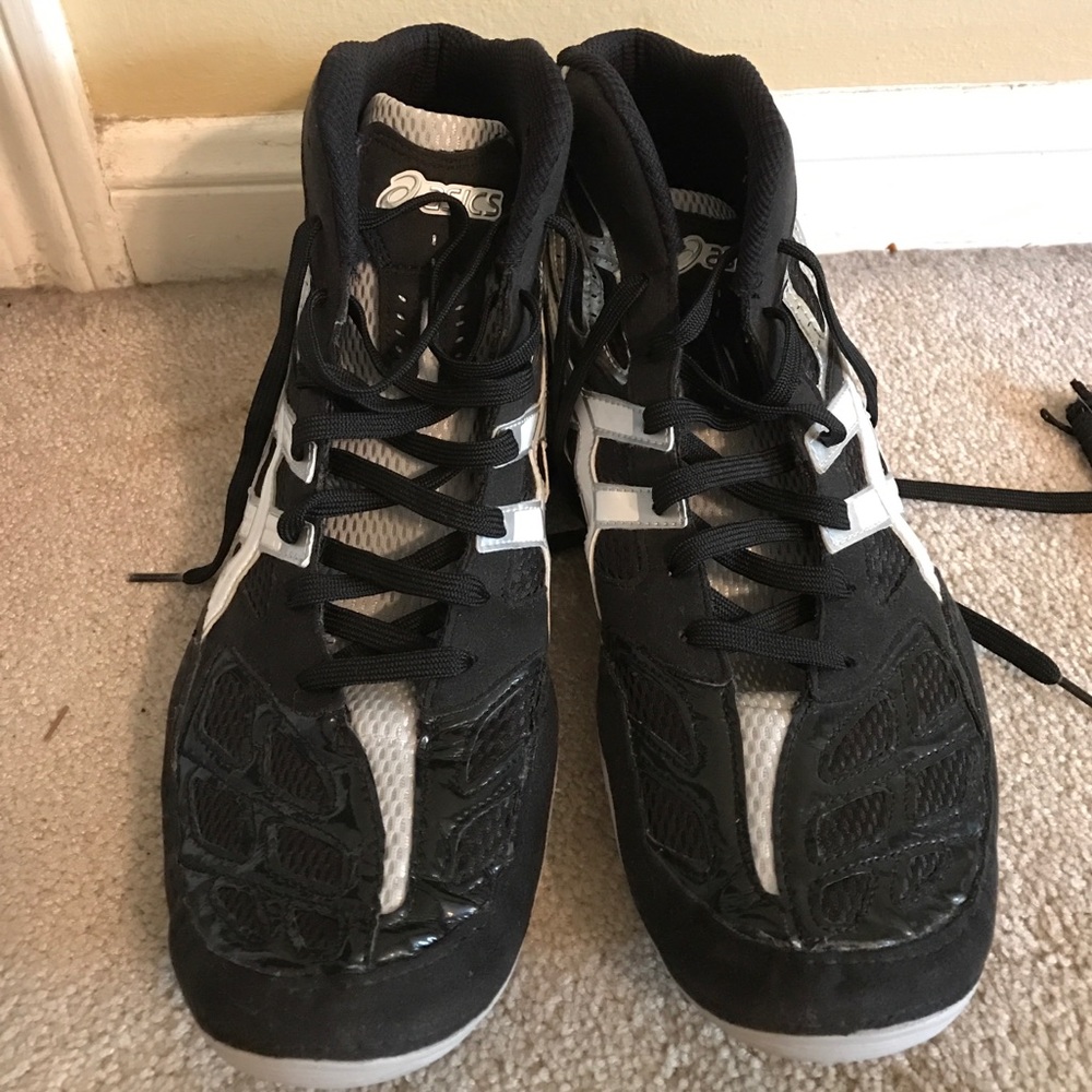 Asics wrestling shoes