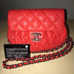 CHANEL Lambskin Mini Chain Around Messenger
