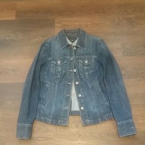 Tommy Hilfiger Jean Jacket. Womens size XS