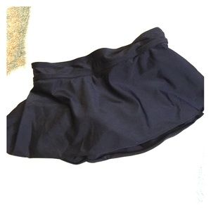 Merona black flare swimskirt M
