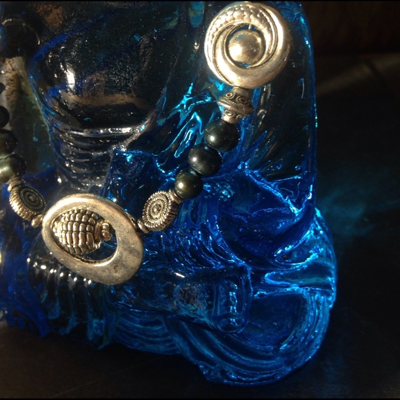 Bracelet and necklace. Final Sale - Picture 2 of 4