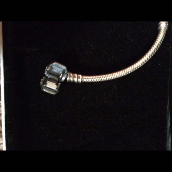 ‼️SOLD‼️Pandora bracelet - Picture 2 of 4