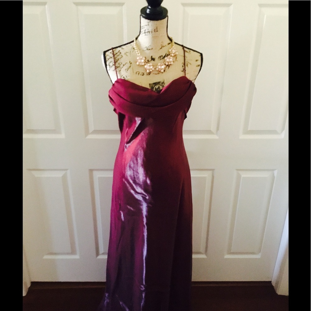 💕 Formal Evening Gown, NWT Size 14 Wine/Merlot