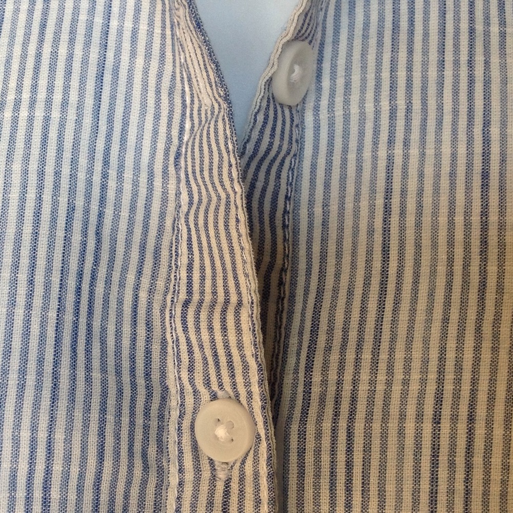 🍃💕Striped Twist Hem Button Down Shirt - Picture 5 of 6