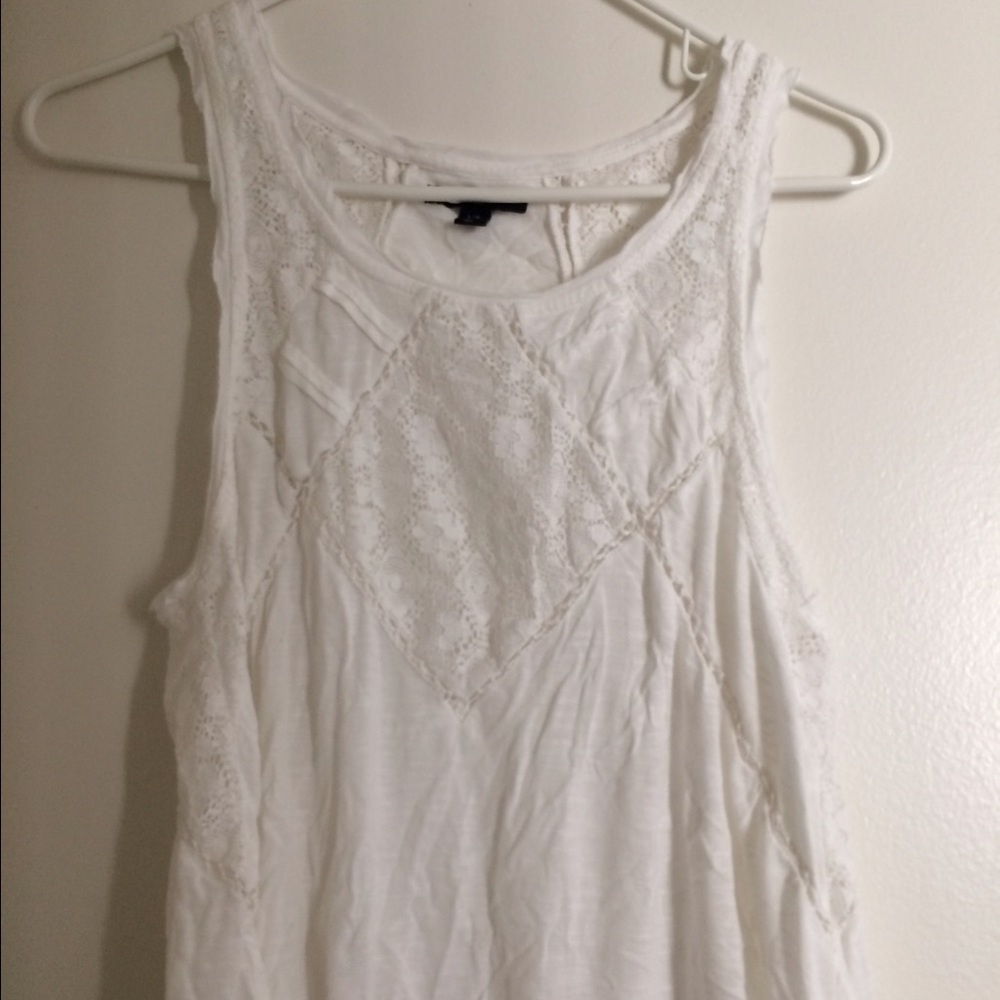 AEO White Top