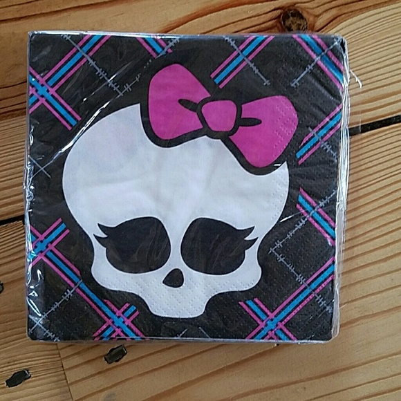 Monster High Designware Beverage Napkins 16 NWT - Picture 1 of 1