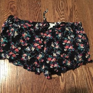 floral pattern shorts