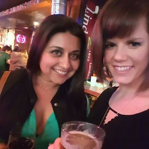 Meet your Posher, Stacie