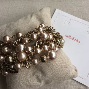 Lucia Pearl Bracelet