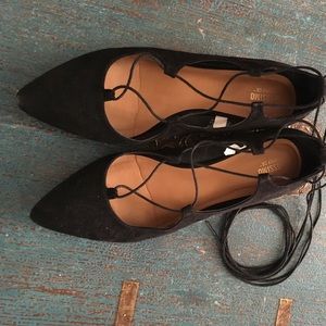 Black lace up pointy toe flats