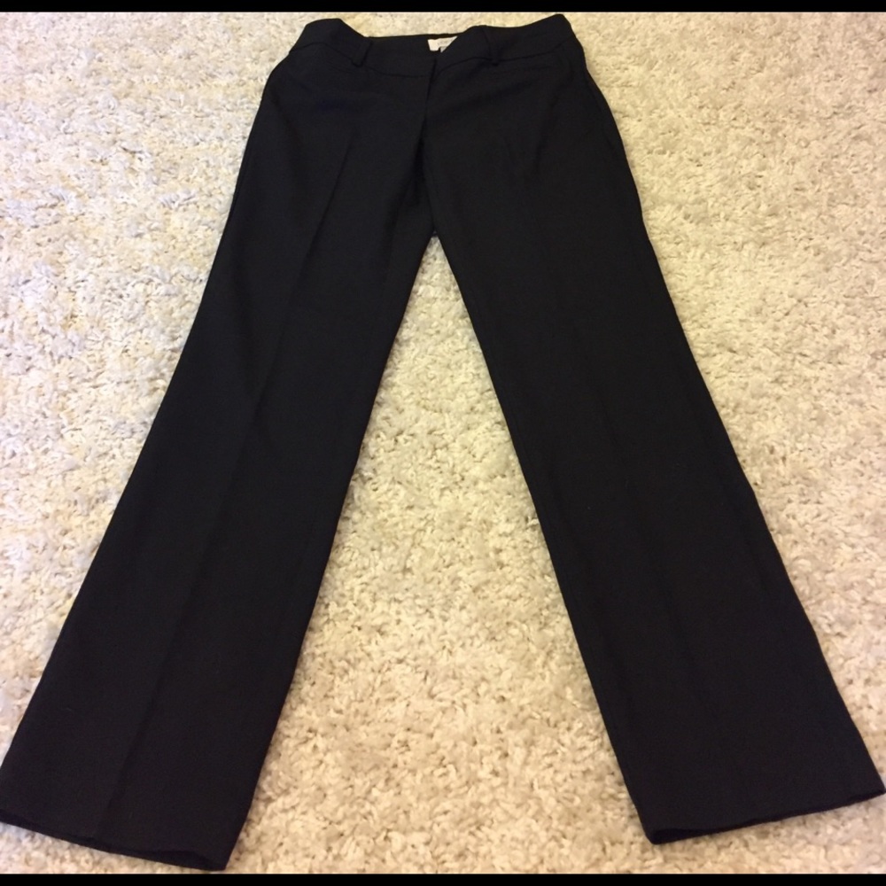 Loft size 0P straight leg in black