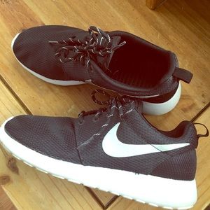 Nike Roshe Runs