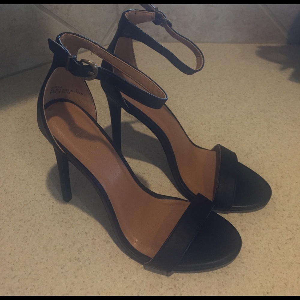 Black strappy heels