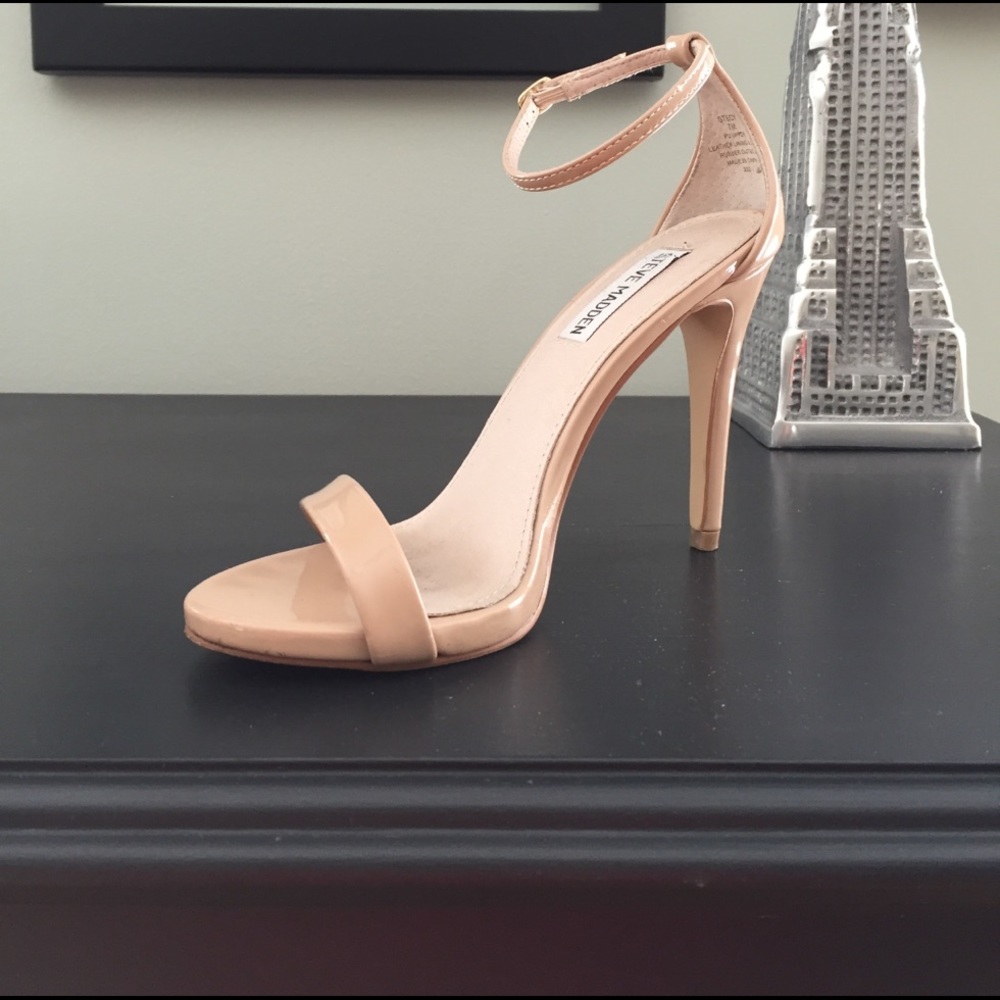 Steve Madden Stecy Nude Patent Sandal